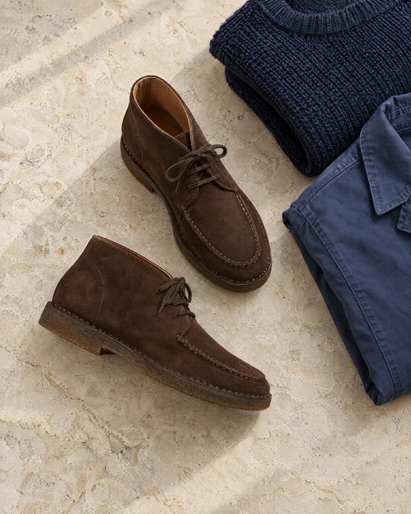 Drake's Crosby Moc-Toe Chukka Boot Dark Brown Suede (No Time To Die)