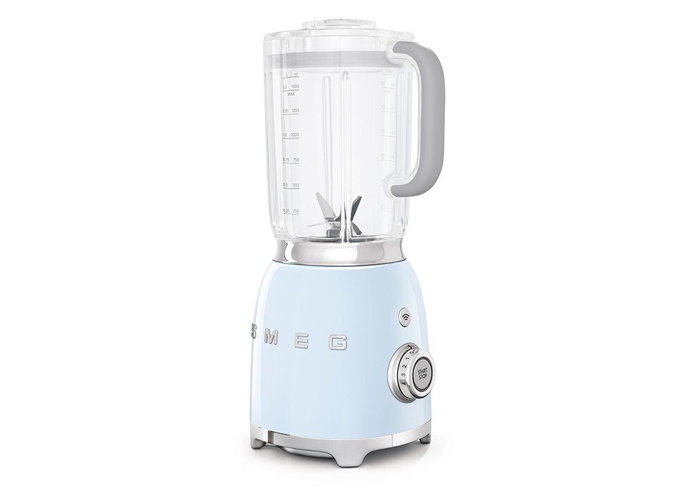 Smeg BLF01 blender in white with clear jug on an oak worktop
